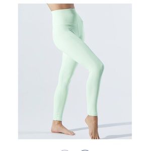 Avocado phoenix fire leggings in moon jade